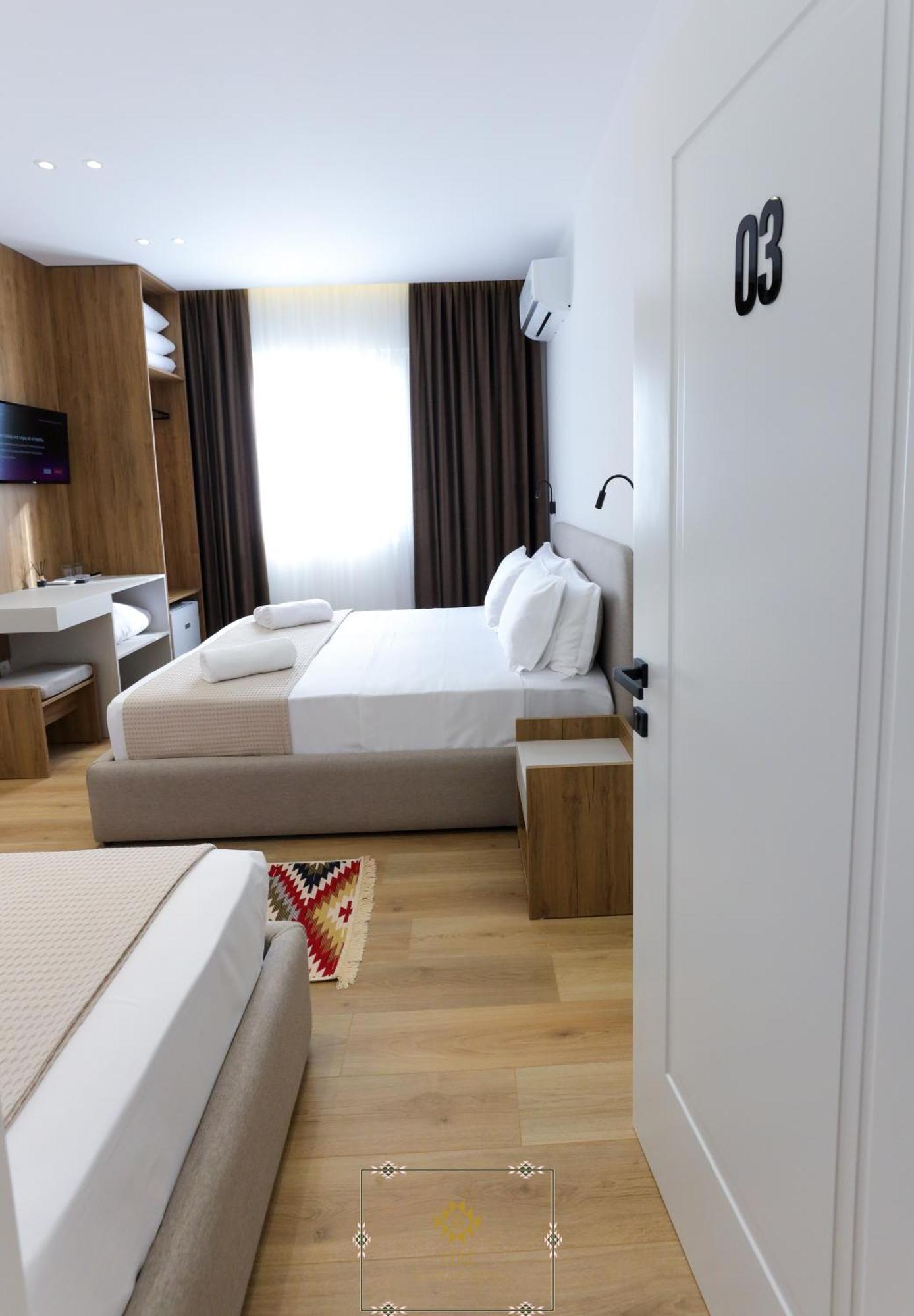 Hm Boutique Hotel Крує Екстер'єр фото