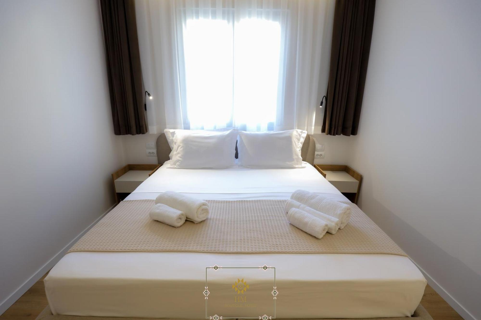 Hm Boutique Hotel Крує Екстер'єр фото