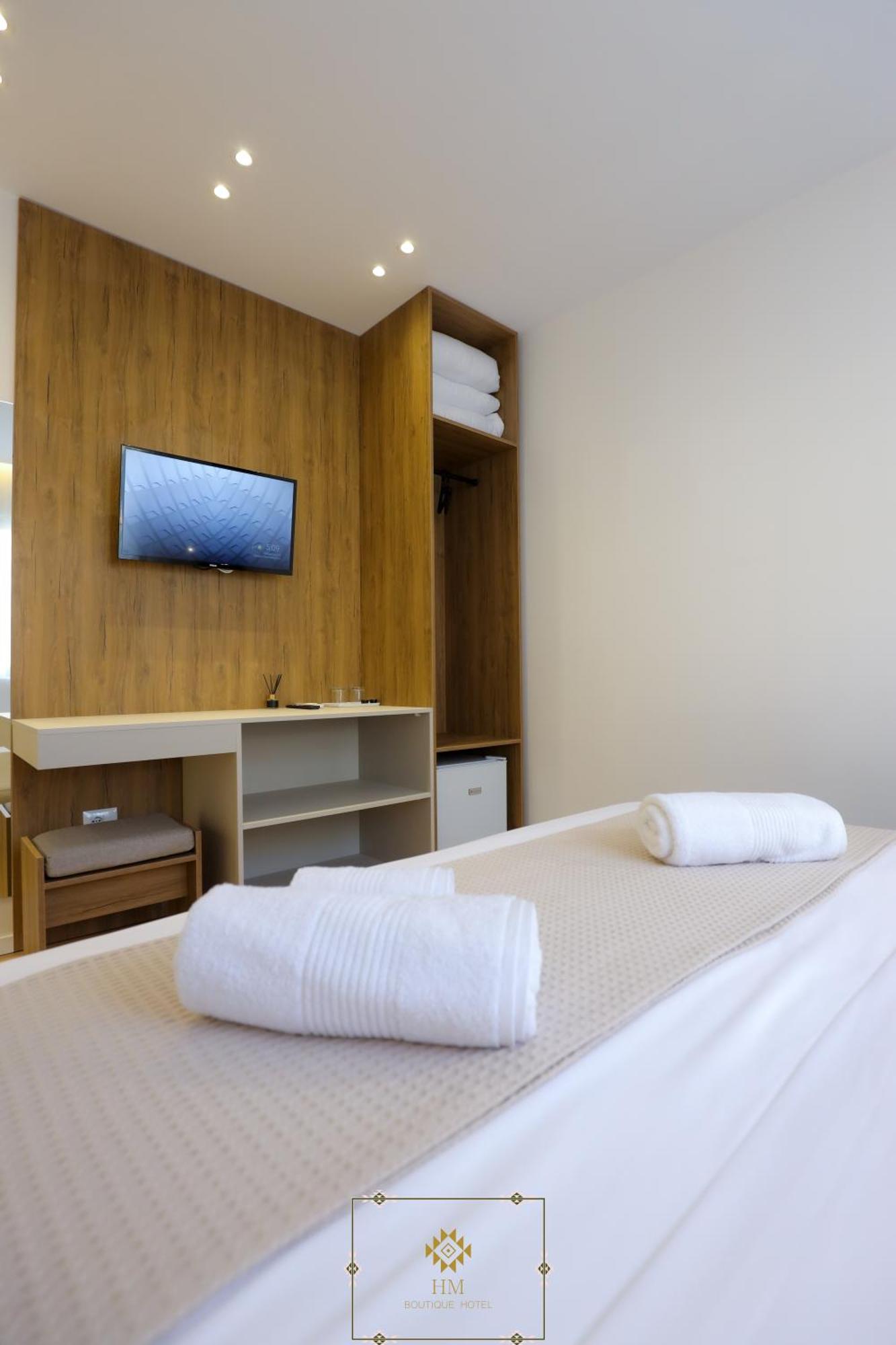 Hm Boutique Hotel Крує Екстер'єр фото